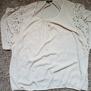 Flowy dress top , thin material